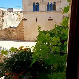 Dimora Montalto,indipendente Con Terrazzo Privato Italy